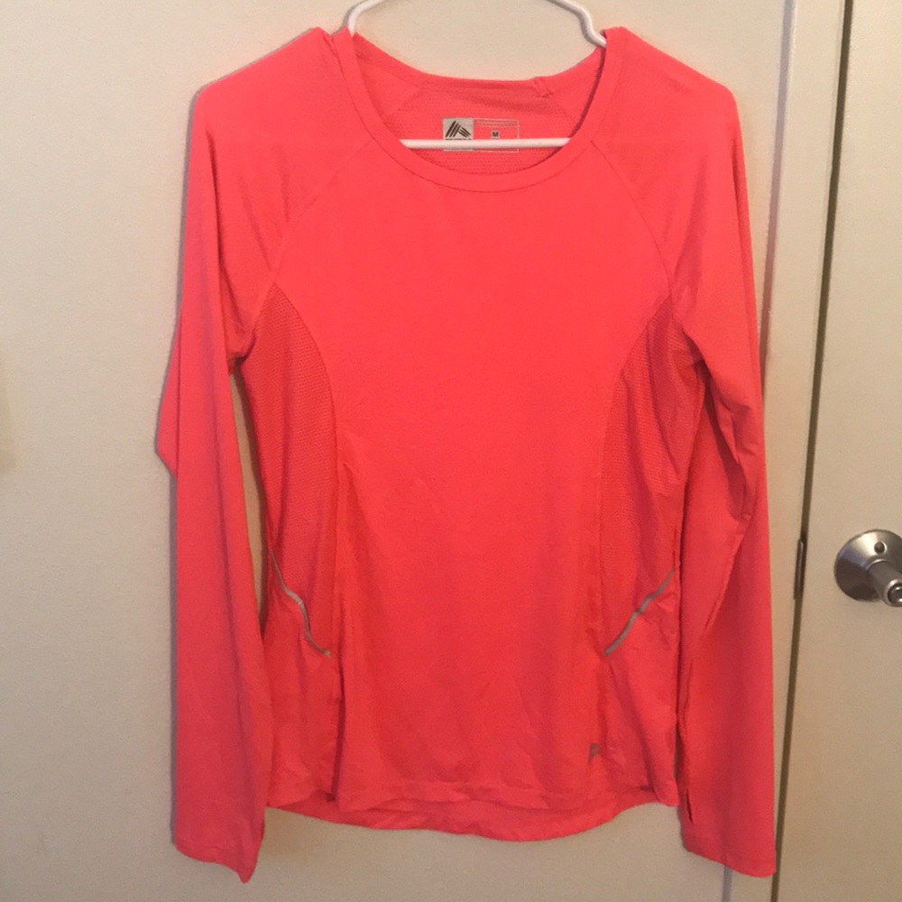 Athletic top